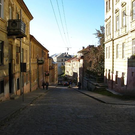 Izuminka V Centre Goroda Lviv Bagian luar foto