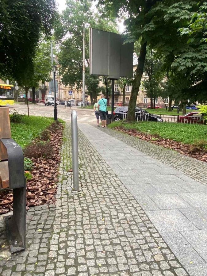 Izuminka V Centre Goroda Lviv Bagian luar foto