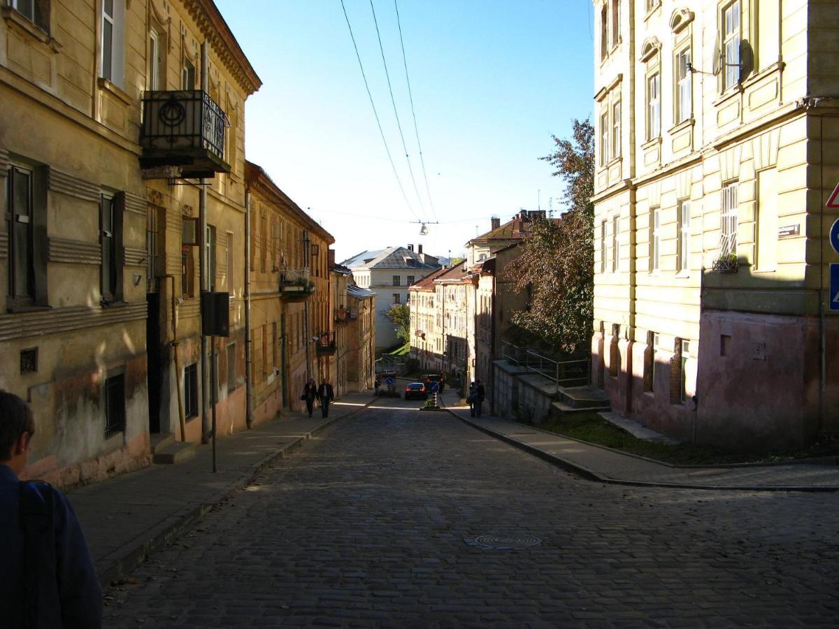Izuminka V Centre Goroda Lviv Bagian luar foto
